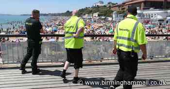 Police issue dispersal orders as 'major incident' declared at beach
