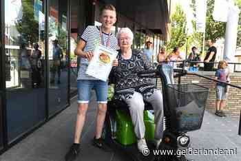 Waarom Noah (12) uit Mill een superheld is voor Corrie van 93 met haar scootmobiel