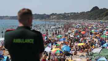 Hancock warns Government could close beaches if distancing rules are ignored