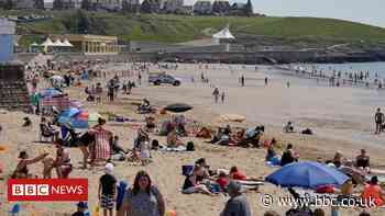 Coronavirus and the beach: Sun, sea, and safety?