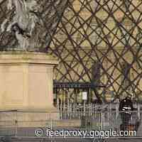 Louvre Plans Four-Year Overhaul Of How It Displays And Explains Its Art