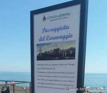 A Ladispoli appaiono i cartelli con i luoghi di Caravaggio - TerzoBinario.it
