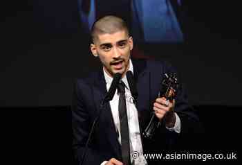 Zayn Malik makes subs' suggestion during Bradford City match - Asian Image