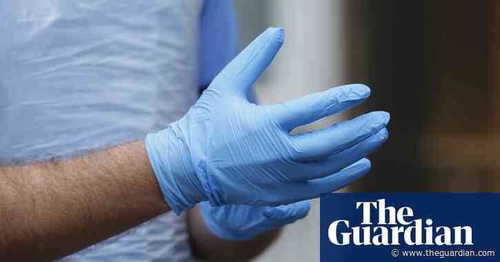 Social care workers at increased risk of death from coronavirus, ONS finds