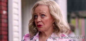 Jacki Weaver Takes Over a SF Drag Club in Trailer for 'Stage Mother'