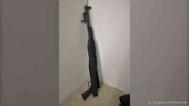 Calgary man arrested, semi-automatic rifle used in multiple bank robberies seized