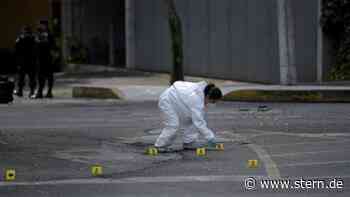 Sicherheitschef von Mexiko-Stadt bei Angriff auf sein Auto verletzt - Drei Tote - STERN.de