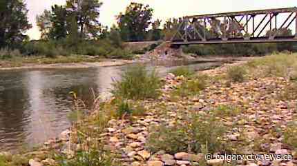 7-year-old boy rescued from Sheep River in southeast Okotoks