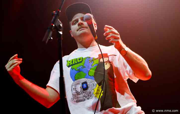 Watch Mac DeMarco debut new song ‘Fooled By Love’ on Colbert