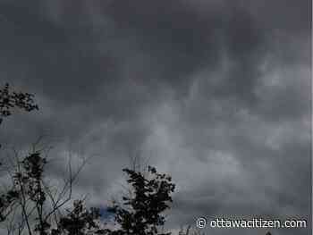 Weather: Rain, sun and a risk of thunderstorms on tap for the weekend