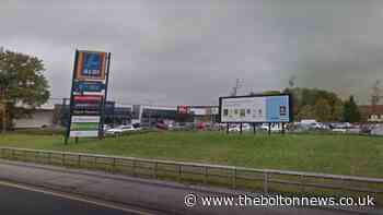 Two arrested in attempted robbery at Breightmet retail park