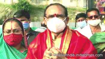 MP CM Shivraj Chouhan offers prayers at AP’s Tirupati Balaji for Covid-19 fight