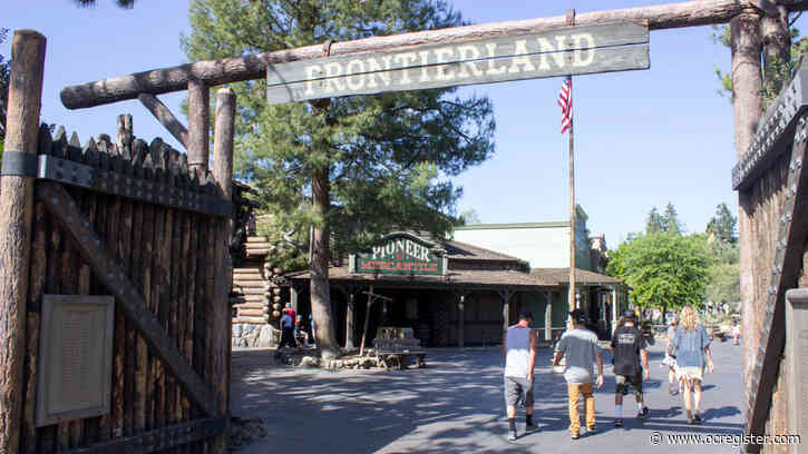 Disneyland resumes $200,000 renovation of Frontierland gate