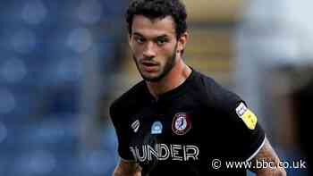 Pedro Pereira: Bristol City right-back out for four weeks with thigh injury