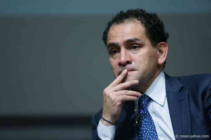 Mexican finance minister gets coronavirus, bringing infection close to president