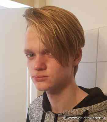 Diego (16) uit Nijmegen sinds vrijdagavond spoorloos, politie vraagt om hulp