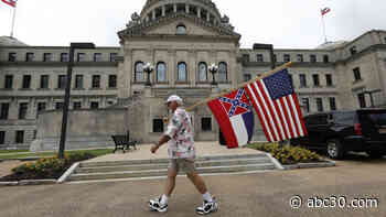 Mississippi lawmakers take steps to remove the Confederate battle emblem from state flag