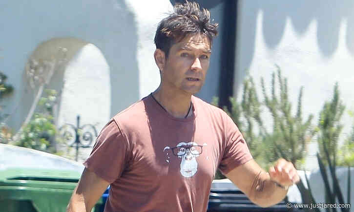 'The Boys' Actor Antony Starr Does an Outdoor Workout in L.A.