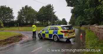 Police close road near to golf centre following crash
