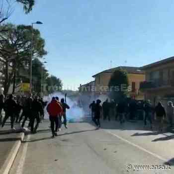 Rissa tifosi Rimini-Modena, 19 denunce - Agenzia ANSA