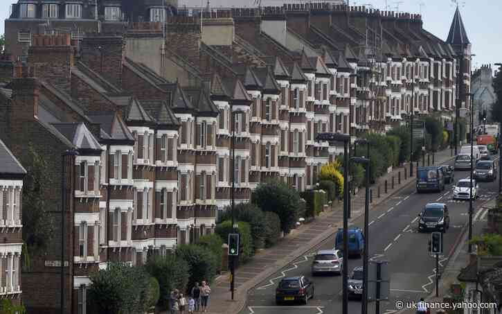 One in seven families struggle to repay mortgages as pandemic hits household incomes, IFS study finds