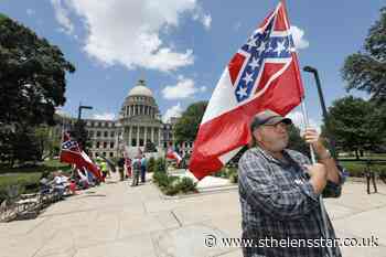 Mississippi votes to remove confederate emblem from its flag - St Helens Star