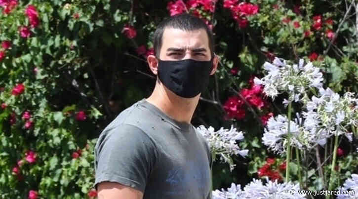 Joe Jonas Picks Up a Few Sandwiches for Lunch While Out in L.A.