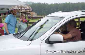 Ohio-bound Orillia pastor and wife get drive-by send-off (5 photos) - OrilliaMatters