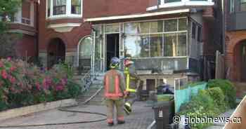 Fire at 3-storey Toronto home sends 2 people, firefighter to hospital - Globalnews.ca
