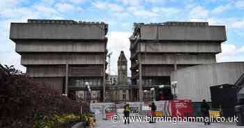 Key political statue set to return to landmark city square