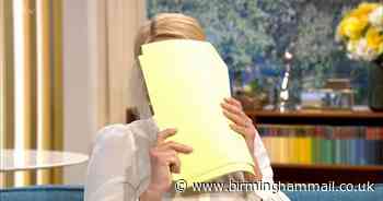Holly Willoughby squirms as Russell Crowe embarrasses her on This Morning