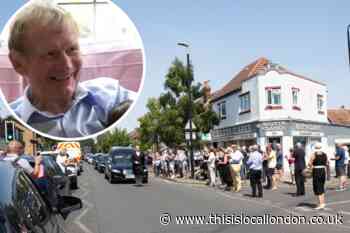 Pictures: Tribute to owner of Melvyn Clarke’s Carshalton
