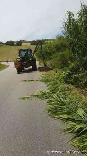 Teramo, finalmente al via gli sfalci d'erba sulle provinciali: impegnate 27 ditte esterne - ekuonews.it