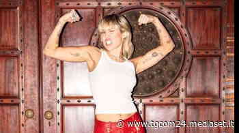 Miley Cyrus è... sobria: "Non fumo erba e non bevo da sei mesi..." - TGCOM