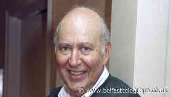 Russell Crowe leads tributes to veteran TV writer and director Carl Reiner