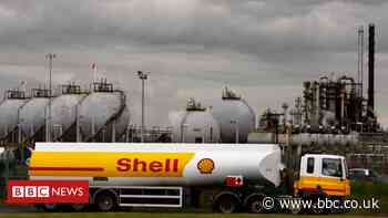 Shell takes $22bn hit over low oil prices
