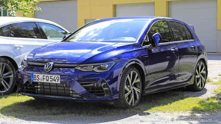 New 2020 Volkswagen Golf R spied undisguised