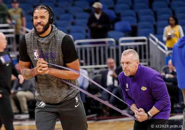 Lakers Trainer Gunnar Peterson Credits Players For Maintaining Conditioning Without Ability To Play Basketball During NBA Shutdown