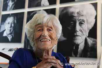 Oog in oog met jezelf in het museum