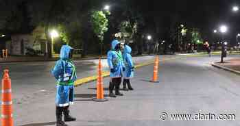 Coronavirus en Buenos Aires: "Blindado" por policías, el Rosedal se vació de runners - Clarín