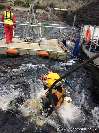 Divers going in Ouse today to assist with new flood defences