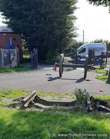Horwich residents come together to fix monument after 'appalling act of vandalism'