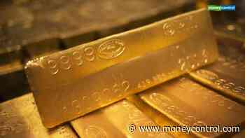 Gold price slump to Rs 48,886 per 10 gram, silver down Rs 1,075 per kg