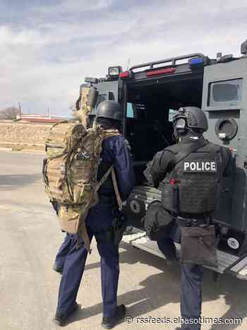 Suspect with rifle shoots self, taken into custody after West El Paso SWAT situation