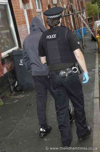 Crackdown on drug dealing in Oldham as police raid addresses in town - theoldhamtimes.co.uk
