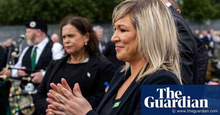 Arlene Foster calls on deputy to step down in social distancing row