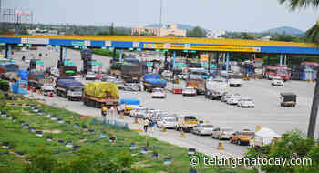 Lockdown fear drives people to native places, traffic jam at Panthangi toll plaza - Telangana Today