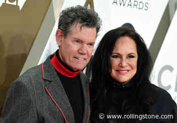 Randy Travis Takes Things One Day at a Time