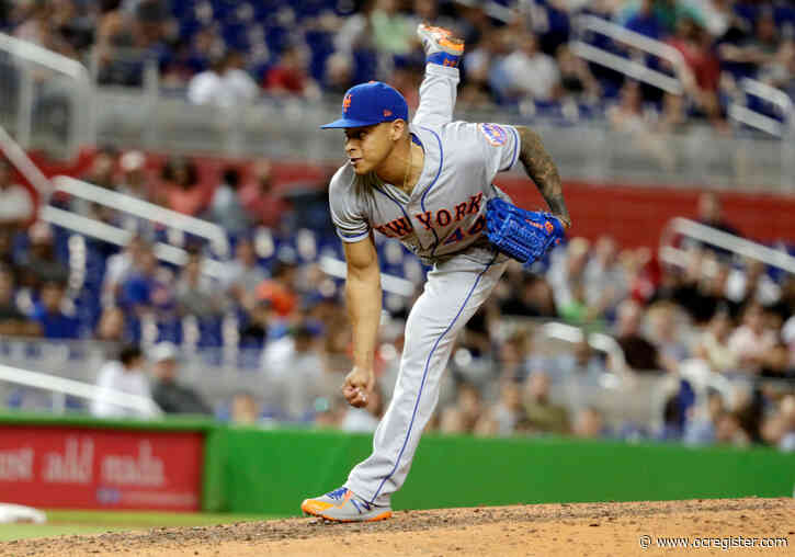 Dodgers add former All-Star closer A.J. Ramos on minor-league deal