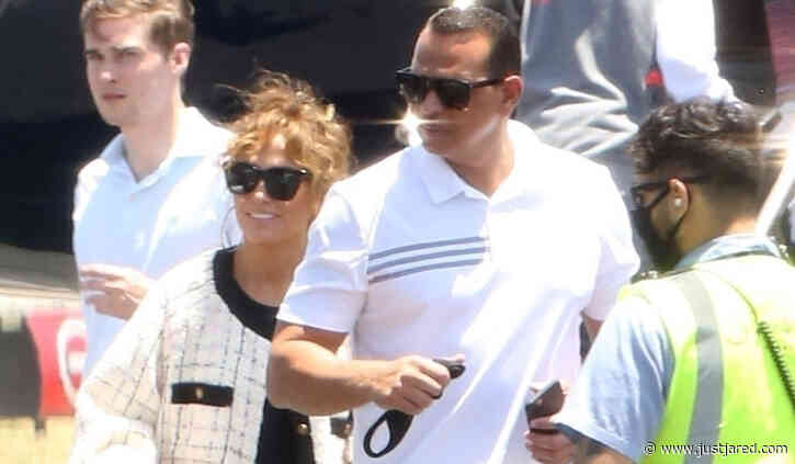 Jennifer Lopez Boards a Private Jet with Alex Rodriguez & Her Kids